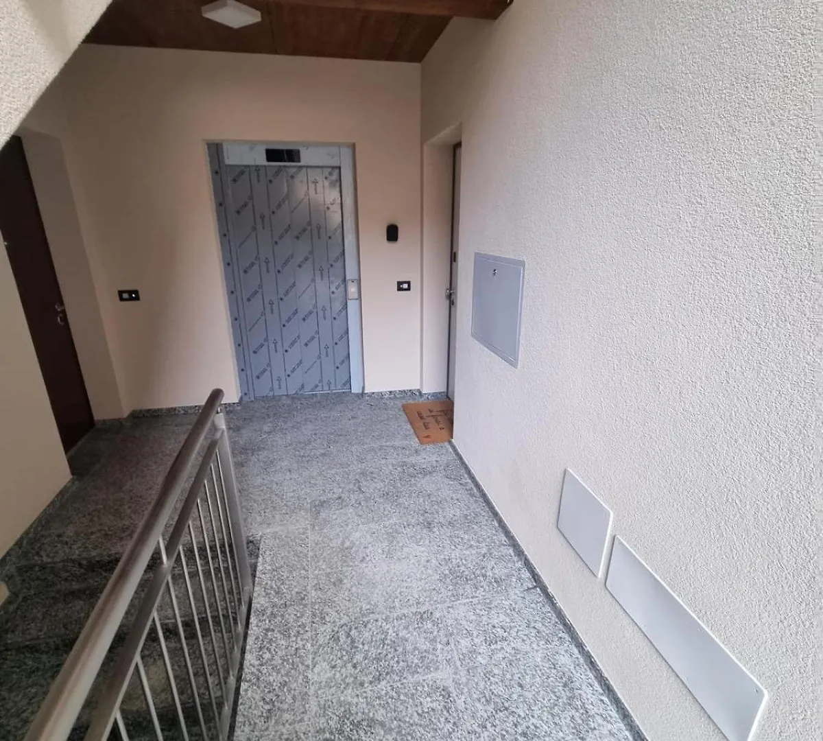 The Nest - Trilo - Wifi - Box - Cortile - Magnolta Apartment Aprica