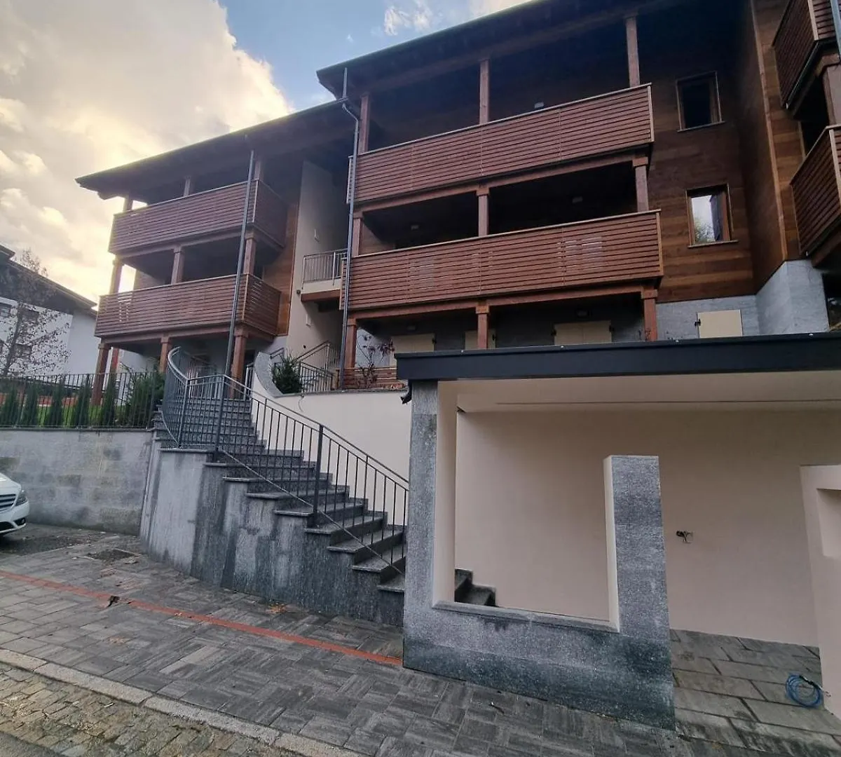 The Nest - Trilo - Wifi - Box - Cortile - Magnolta Apartment Aprica