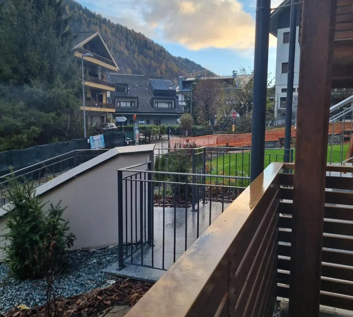 The Nest - Trilo - Wifi - Box - Cortile - Magnolta Apartment Aprica
