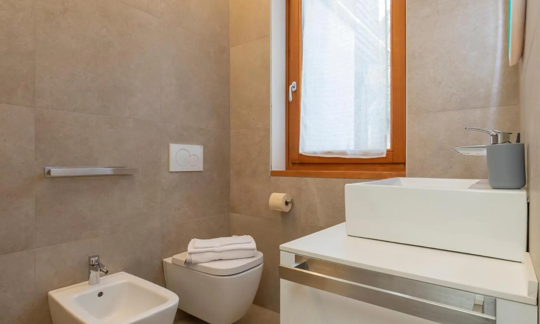 The Nest - Trilo - Wifi - Box - Cortile - Magnolta Apartment Aprica