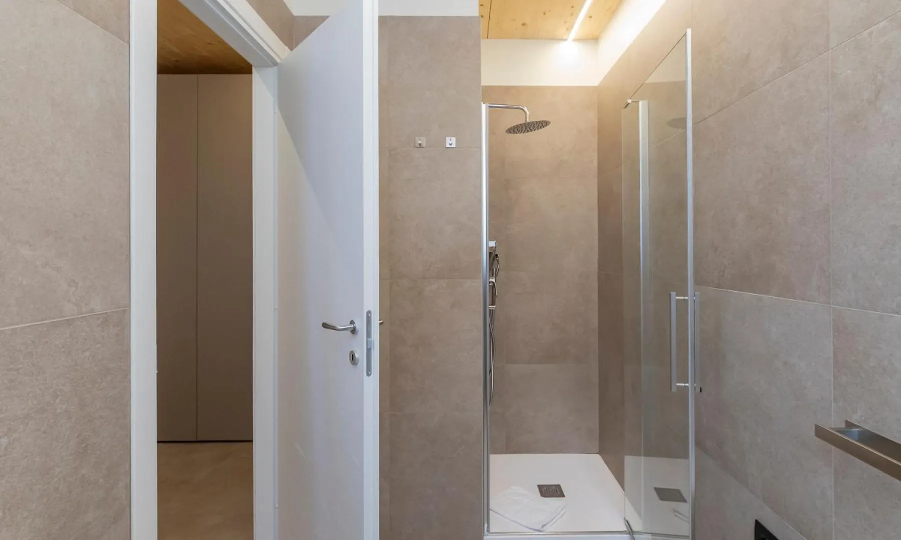 The Nest - Trilo - Wifi - Box - Cortile - Magnolta Apartment Aprica Italy