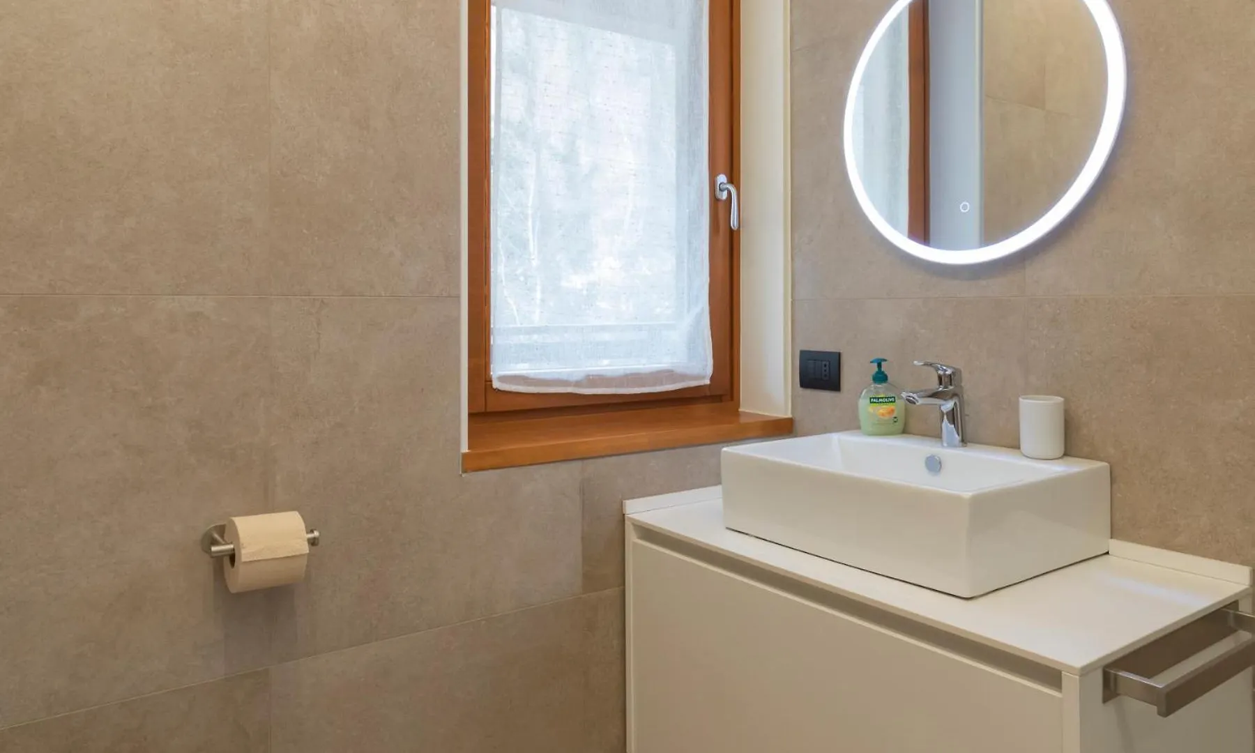 The Nest - Trilo - Wifi - Box - Cortile - Magnolta Apartment Aprica 0*,  Italy