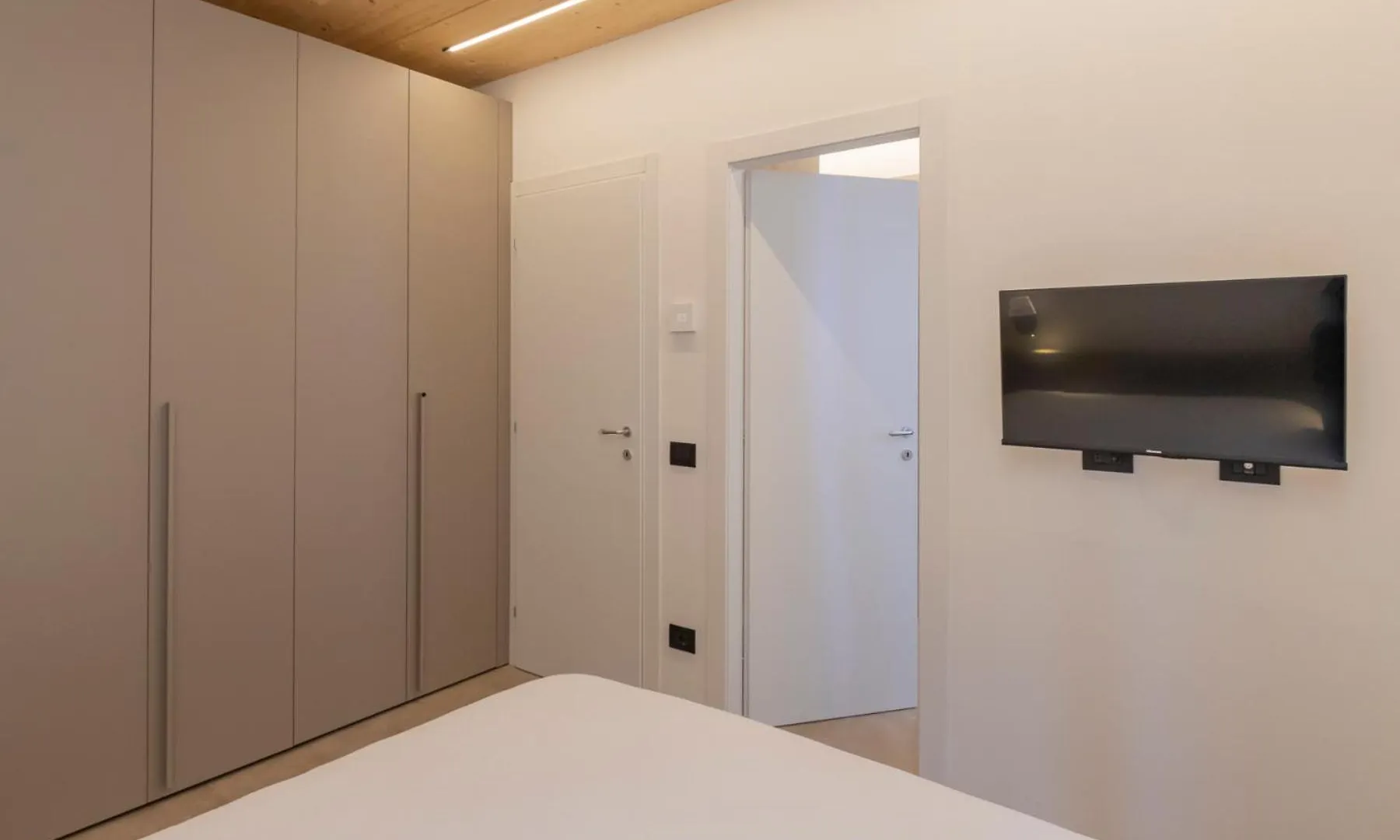 The Nest - Trilo - Wifi - Box - Cortile - Magnolta Apartment Aprica