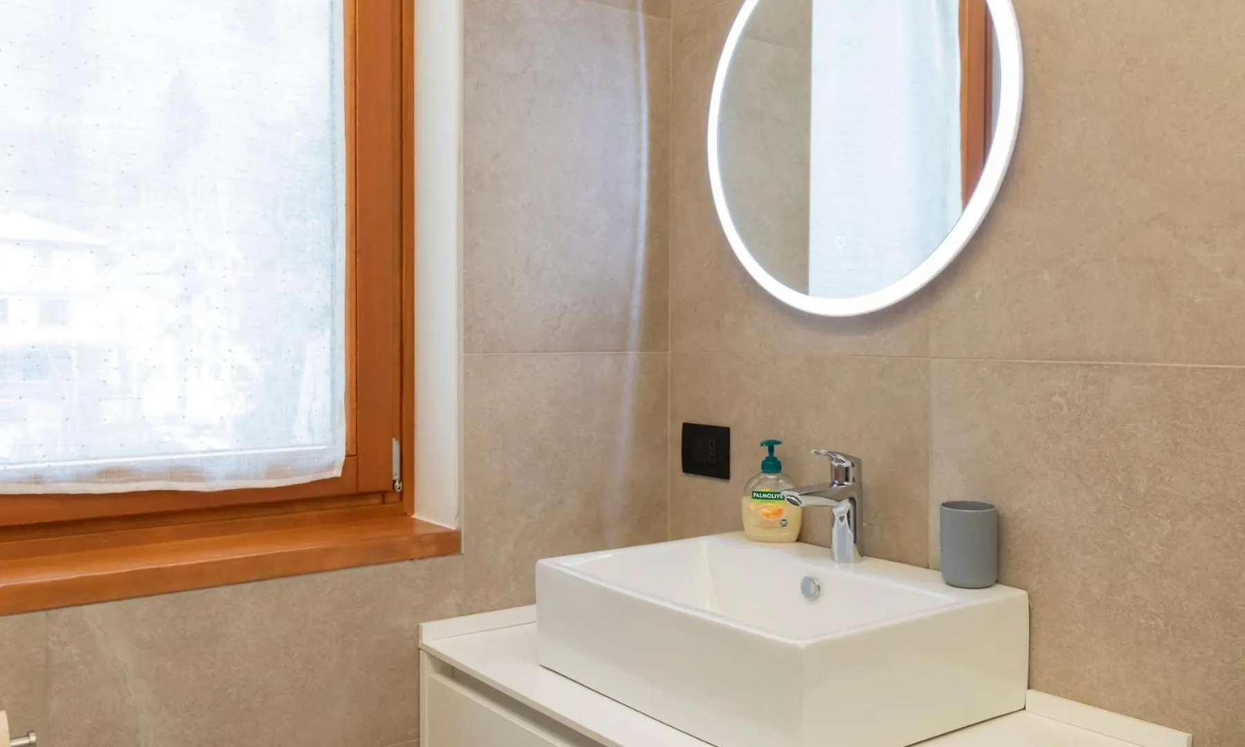 The Nest - Trilo - Wifi - Box - Cortile - Magnolta Apartment Aprica