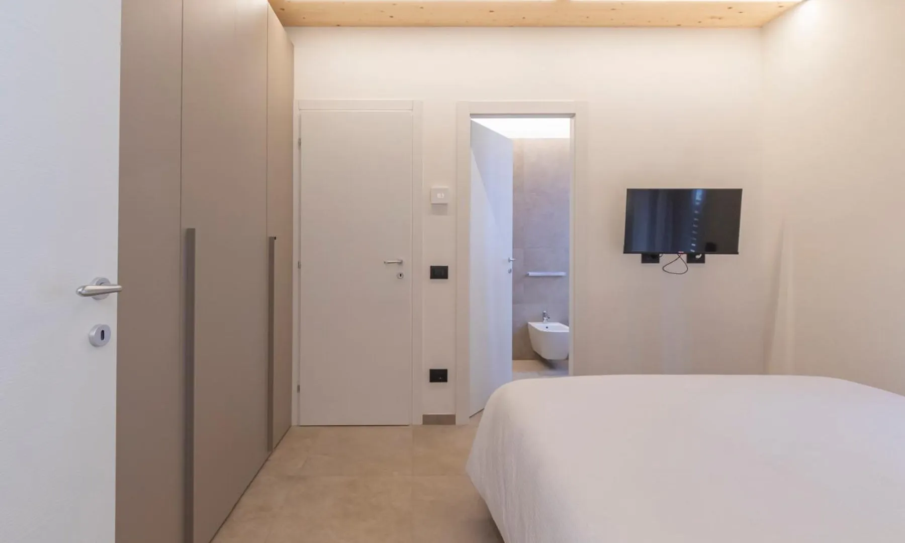 The Nest - Trilo - Wifi - Box - Cortile - Magnolta Apartment Aprica