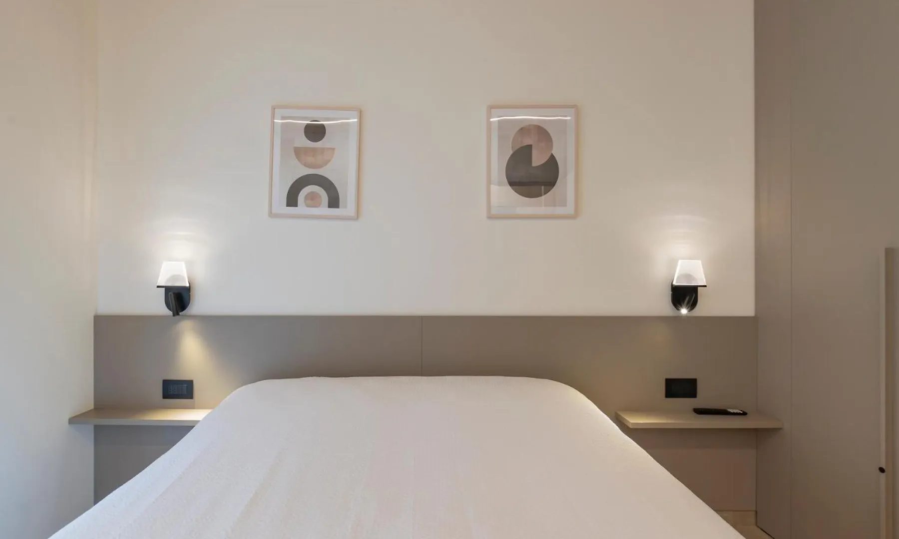 The Nest - Trilo - Wifi - Box - Cortile - Magnolta Apartment Aprica