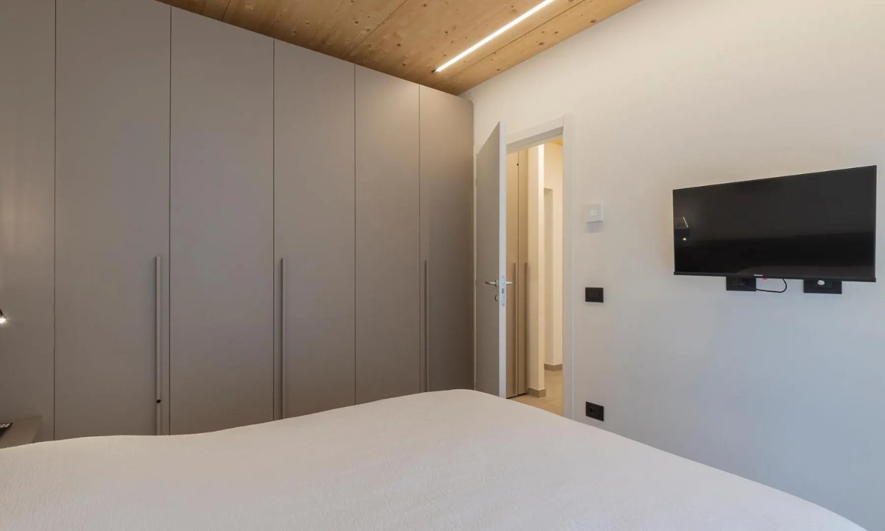 The Nest - Trilo - Wifi - Box - Cortile - Magnolta Apartment Aprica