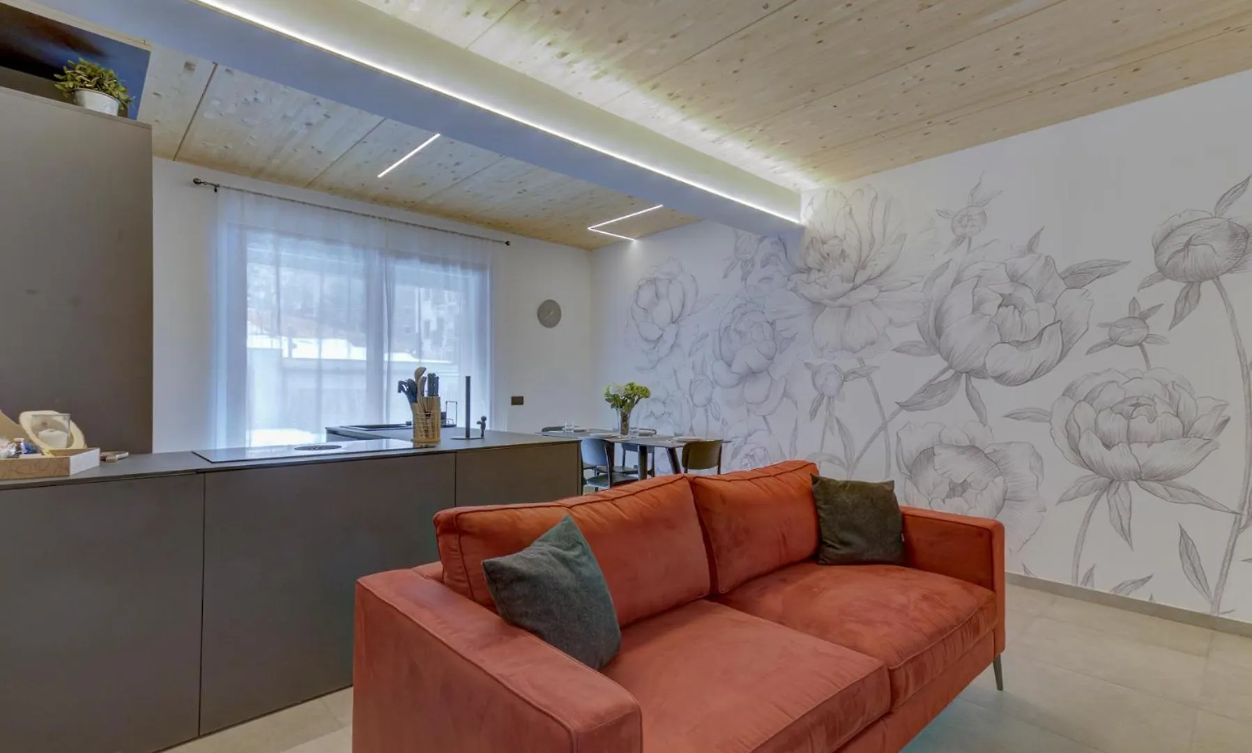 The Nest - Trilo - Wifi - Box - Cortile - Magnolta Apartment Aprica 0*,  Italy
